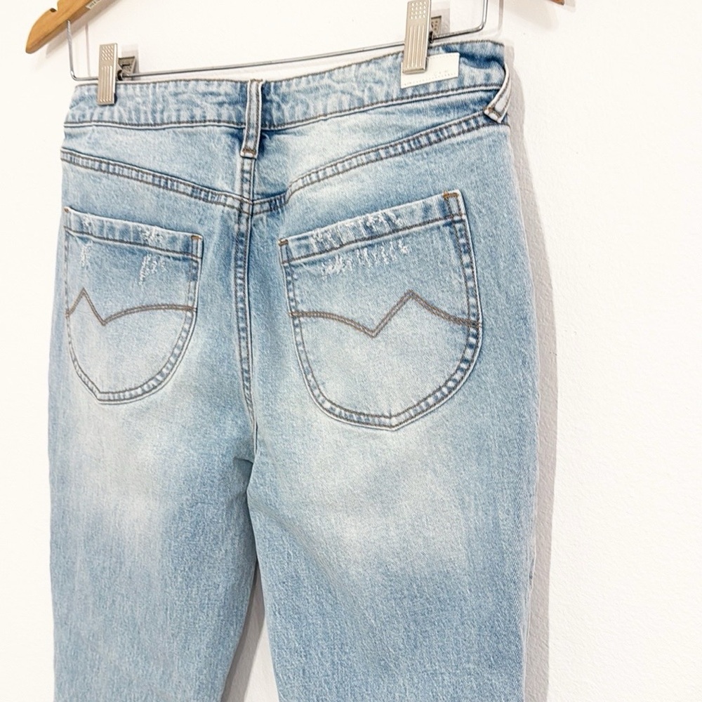 CLEO WOLF  High Rise Boot Cut Jeans Light Wash Exposed Button Fly Size 28/34 - Picture 4 of 8
